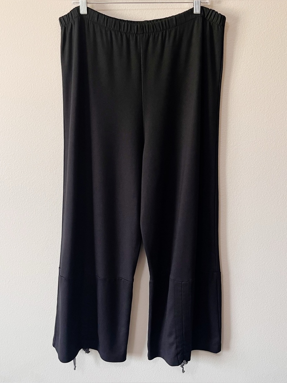 Bryn Walker Black Ruched Cropped Wide Leg Pull-On Pants Size Medium Lagenlook